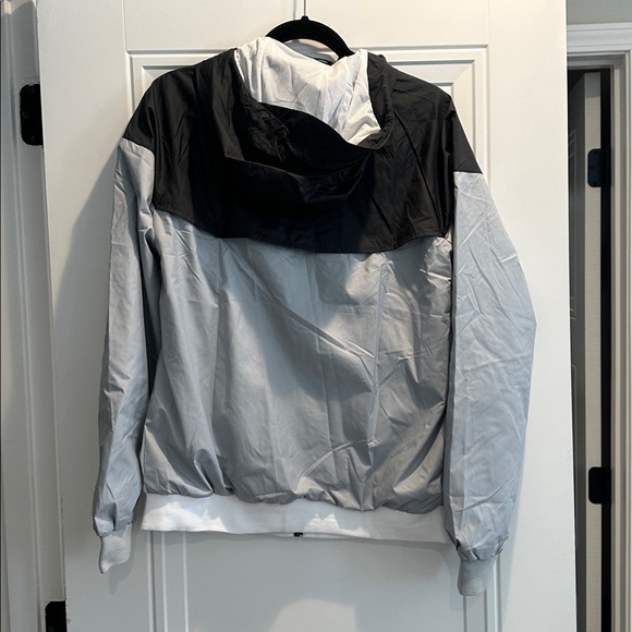 NWT Nike Jacket - Picture 4 of 8